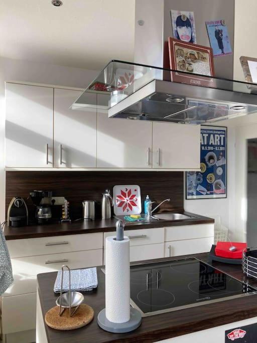 Gemuetliche Wohnung Mitten In Esens Extérieur photo